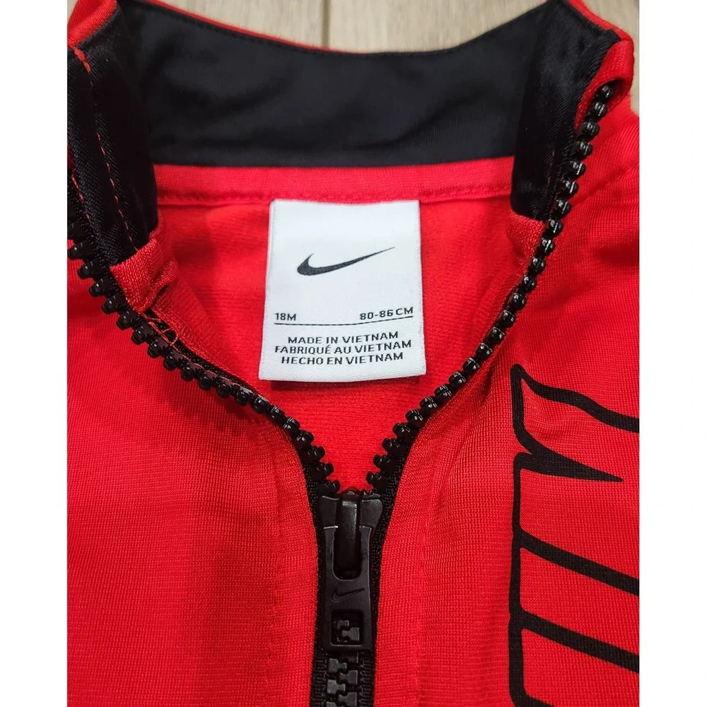 Nike Toddler Red Black Track Jacket 18M & Graphic T-Shirt 2T Bundle Boys Girls